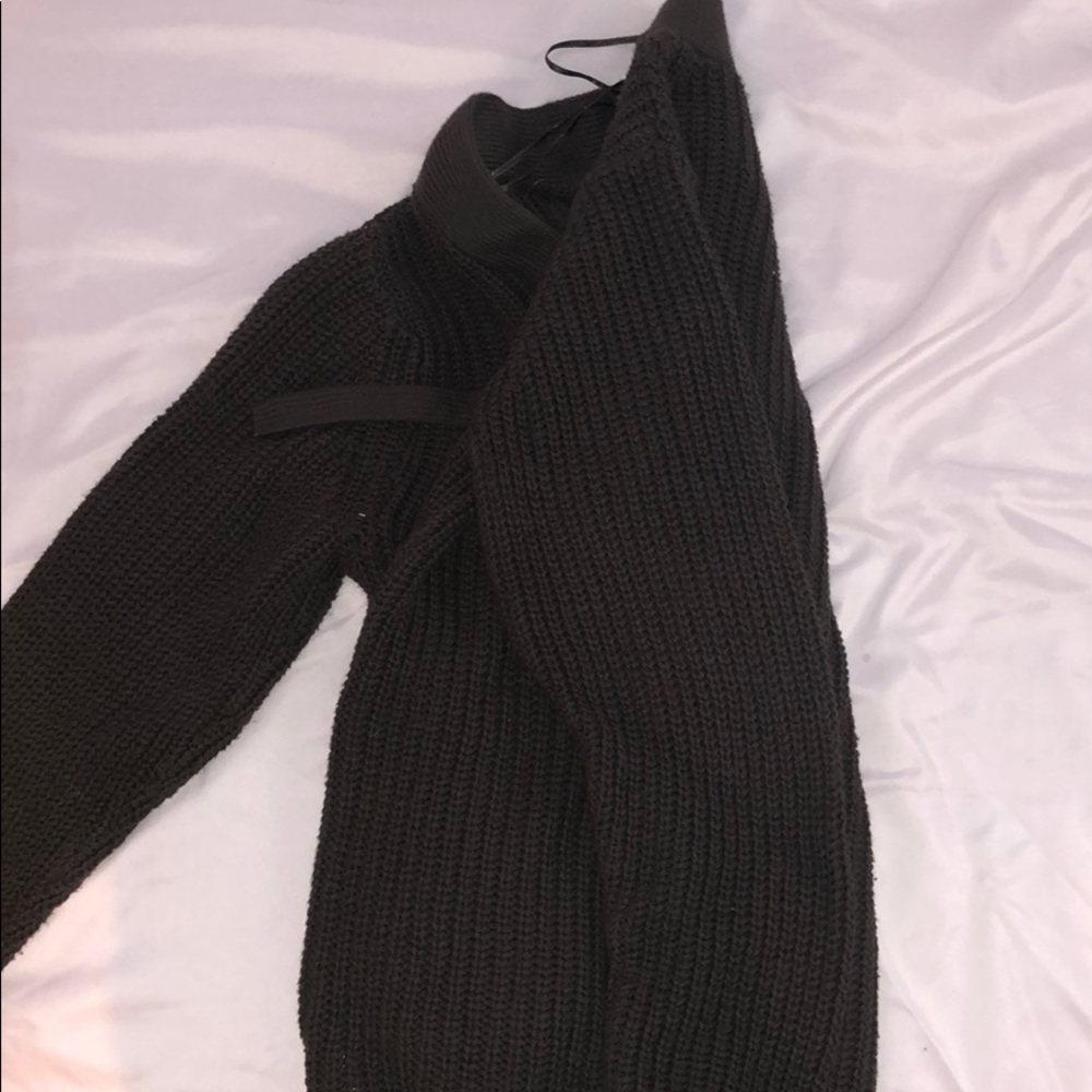 Sweater - Picture 2 of 2